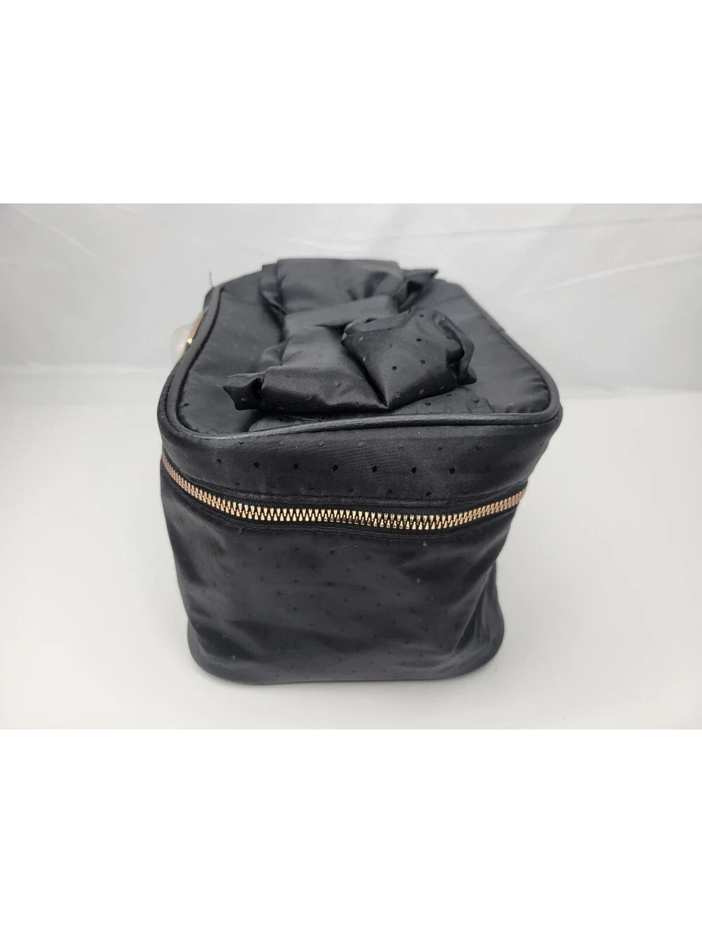 BEBE Travel Cosmetic Train Case Bag Zip Around  with Bow Black